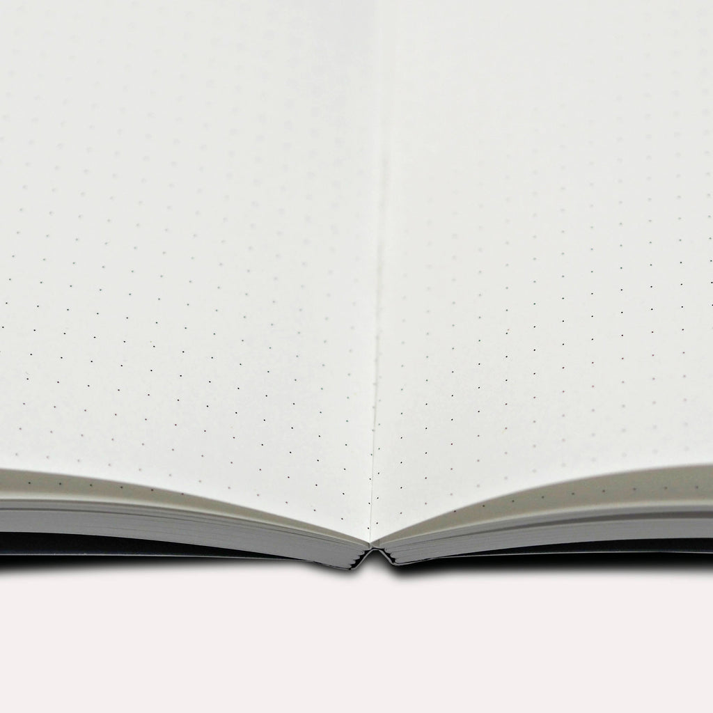 Carnet Hinoki A5 — Reliure à Plat · The Completist